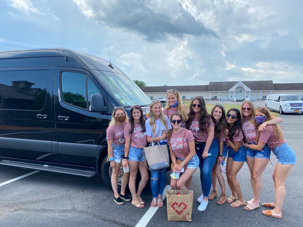 Long Island Wine Tours Limousine Service